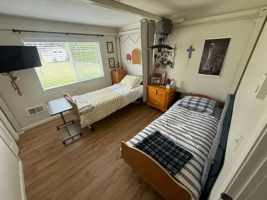 Room #1 — Private