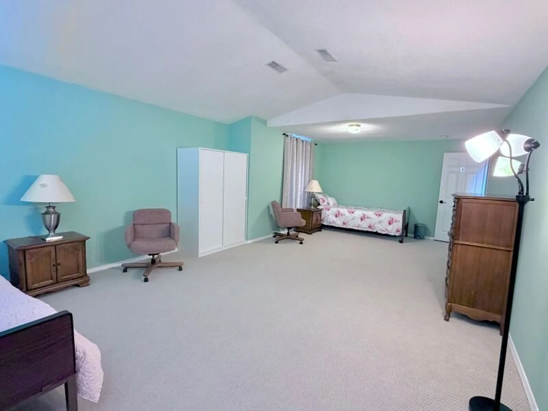 Shalom Resident LLC - Home photo