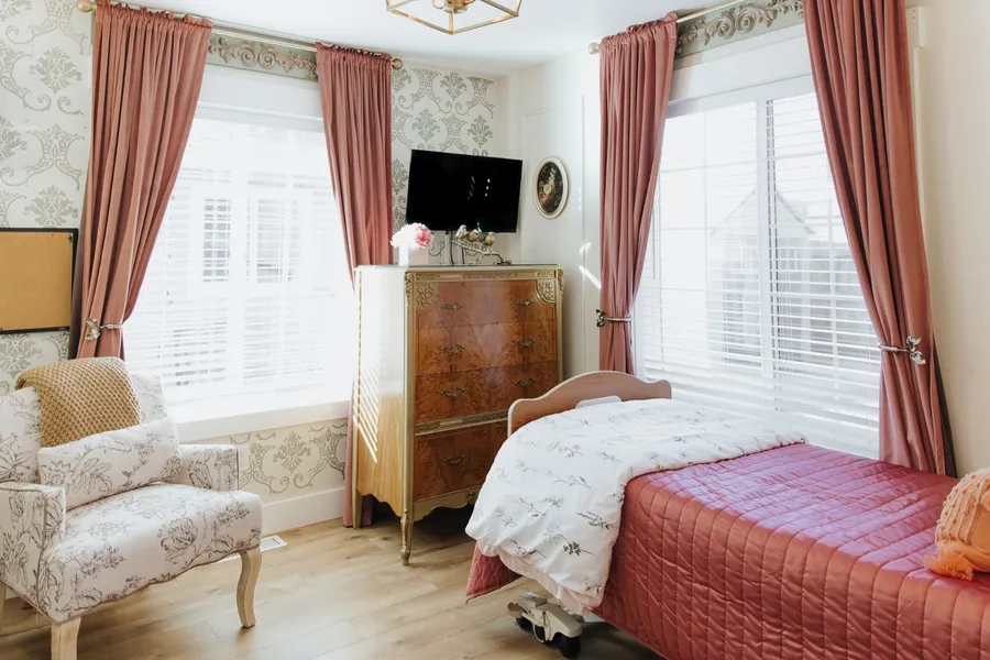 Hydrangea View — Private room