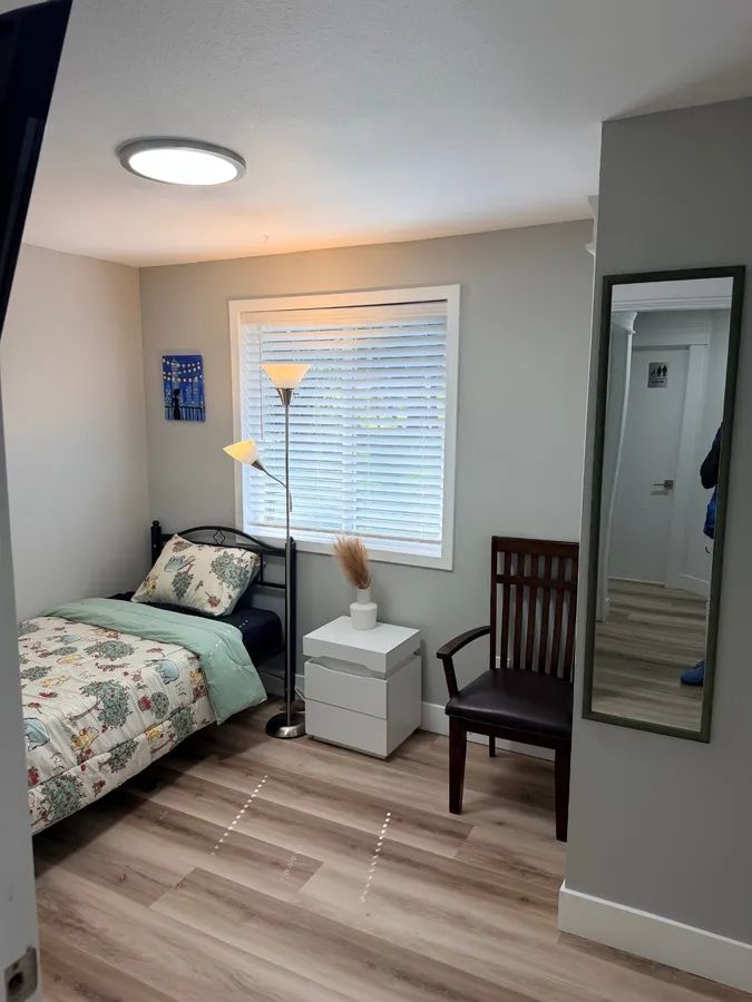 Room 7 — Private
