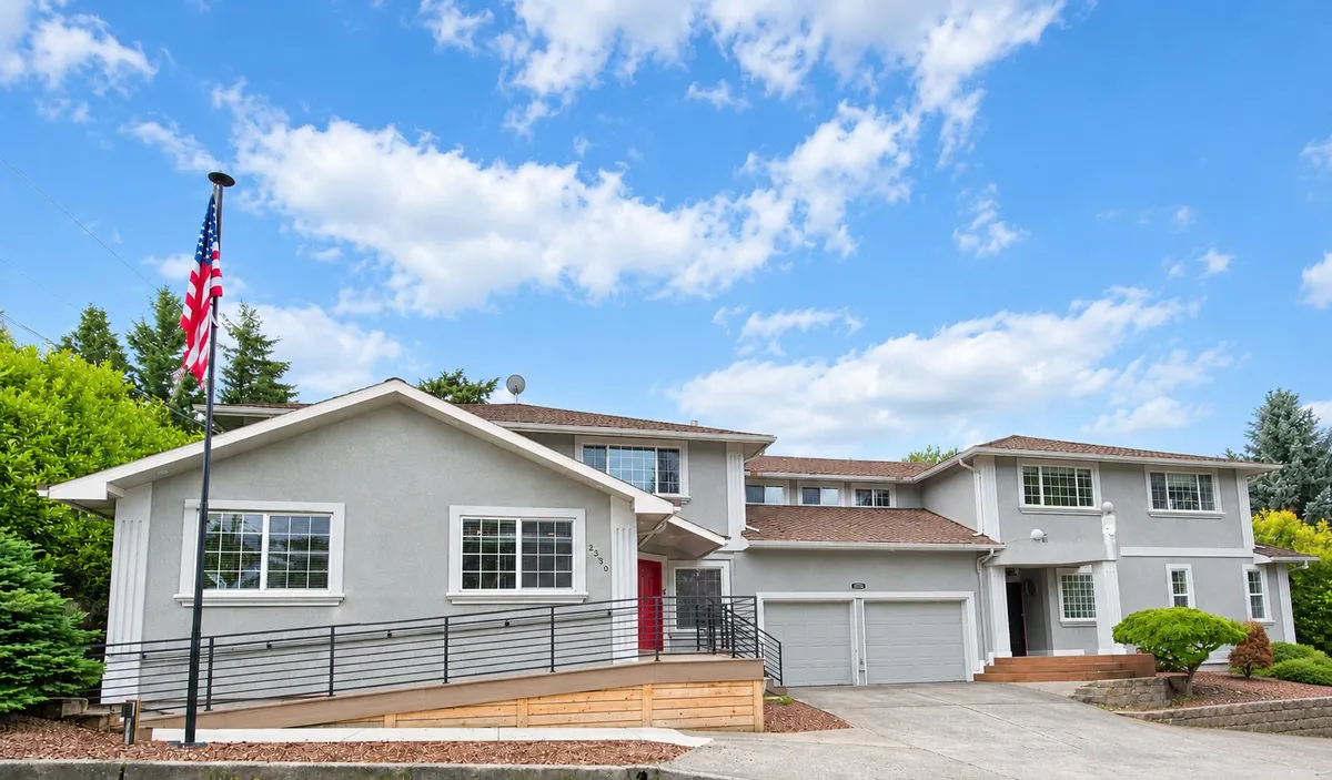 8th Court Adult Care Home LLC