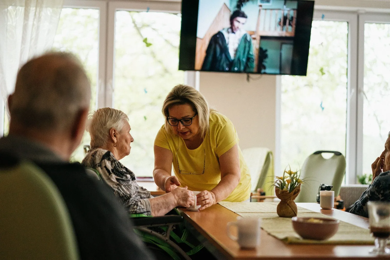 Adult Family Home vs. Assisted Living vs. Nursing Home- WA & OR Guide